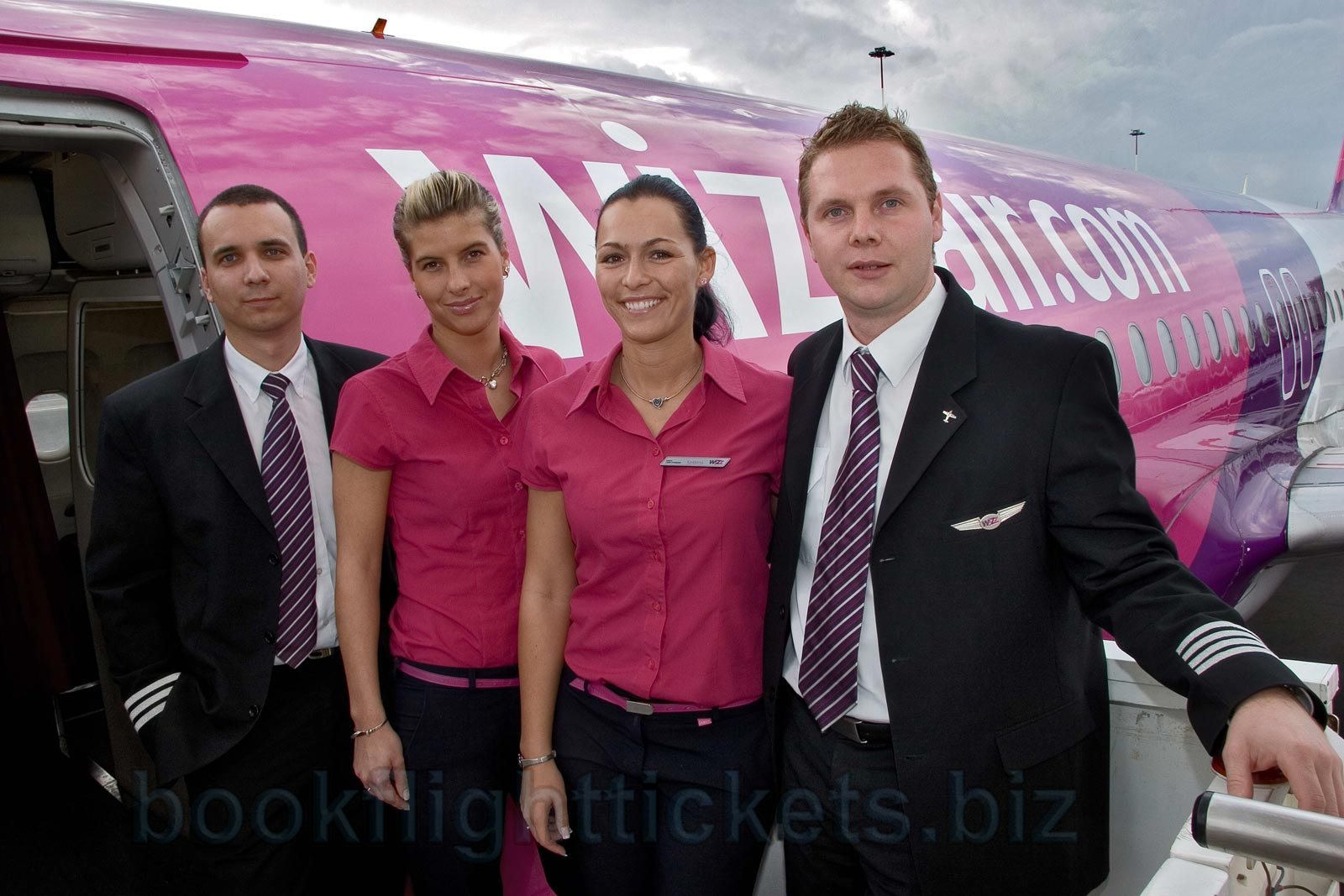 Авіакомпанія WizzAir - Новий Лоукостер